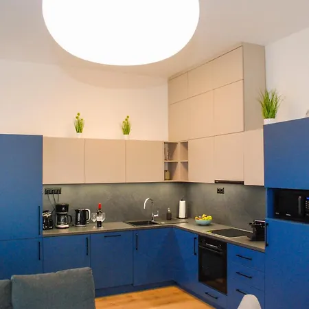 Апартаменты Sunny In Buda