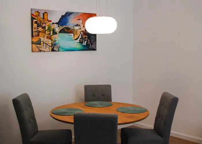 Sunny In Buda Apartment *