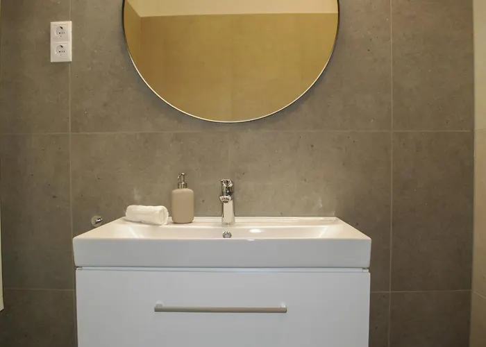 Sunny In Buda Апартаменты *