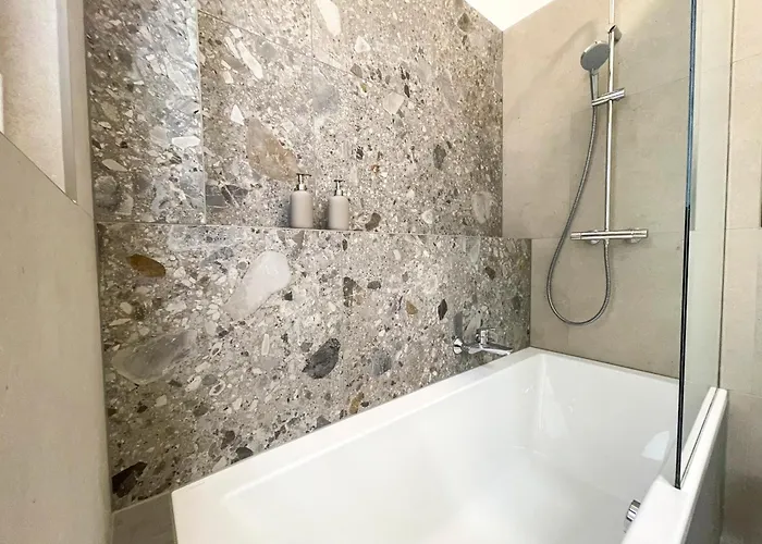 Sunny In Buda * Будапешт